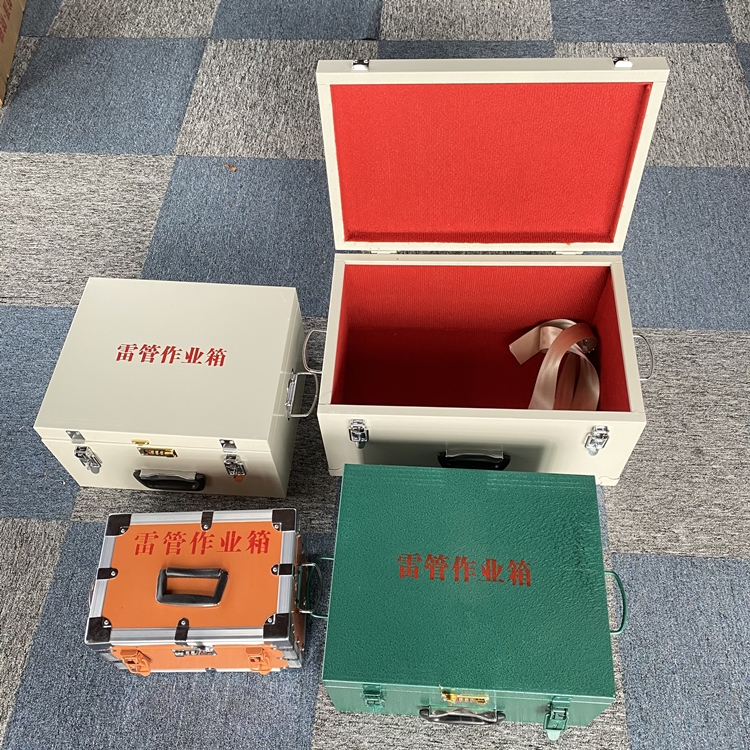 栾城爆破工程作业箱如何选择？玻璃钢与传统材质的全面对比